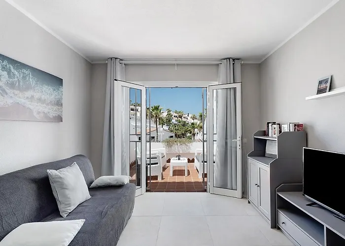 Апартаменти Valley Blue Ocean B2 Адехе